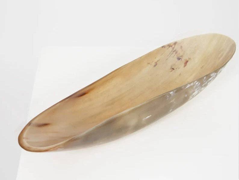 Elongated Ankole Cow Horn Oval Tray -Light