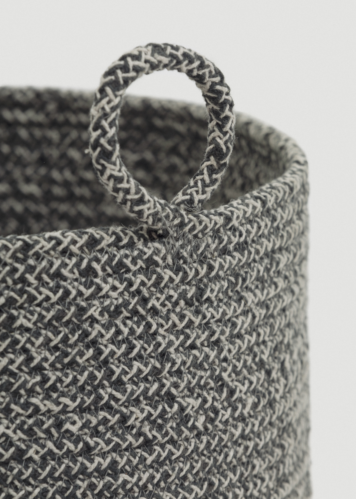 Loops Cotton Rope Basket - Medium
