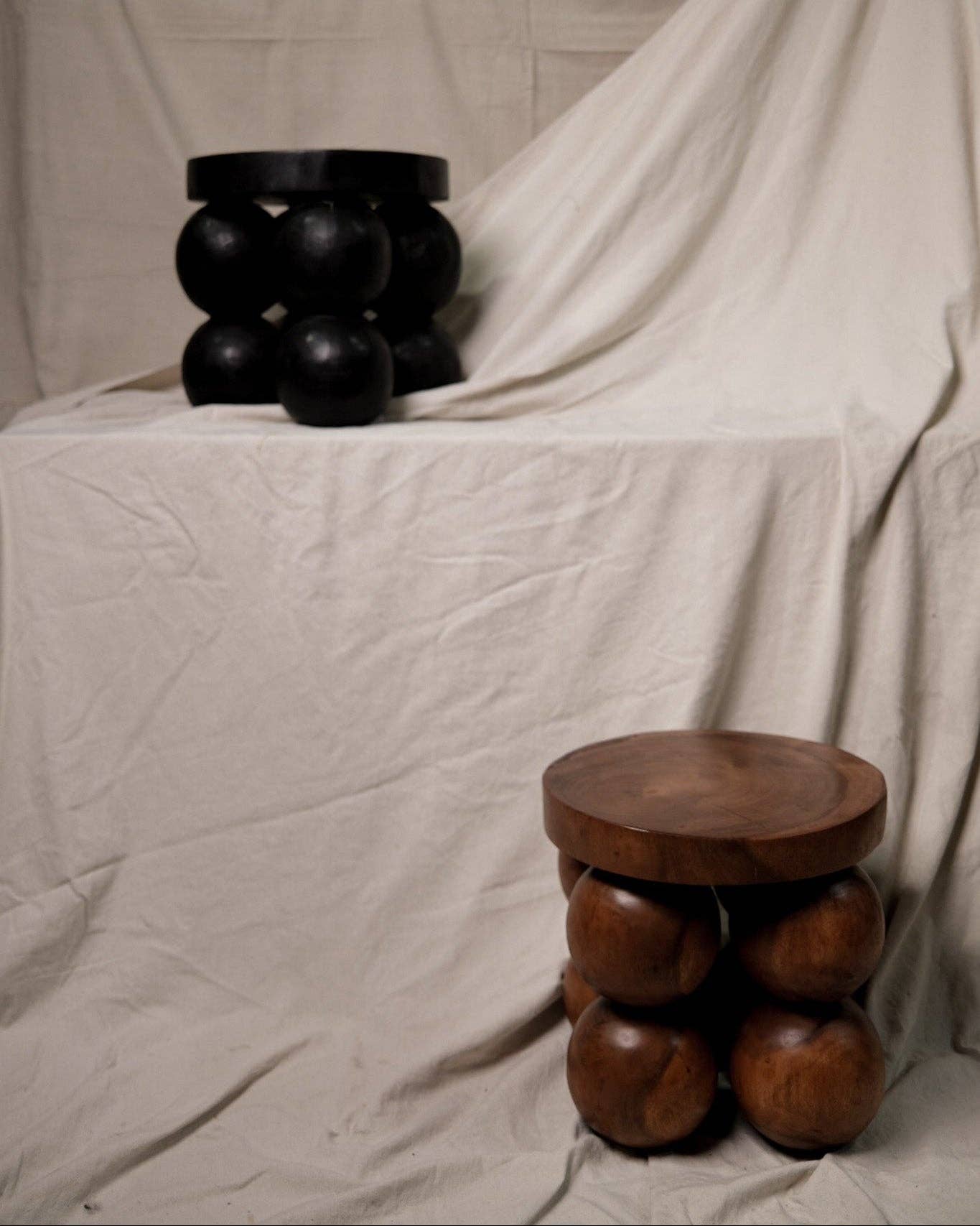 Roa Side Table Walnut