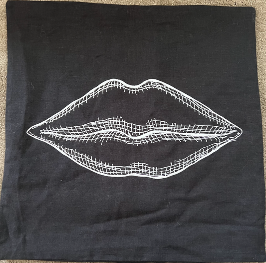 Black & White Lips Pillow Case